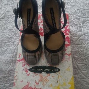 Women's Pumps